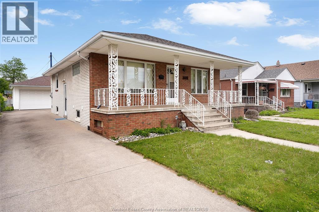 1639 LANGLOIS AVENUE - 3