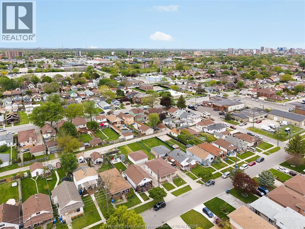 1639 LANGLOIS AVENUE - Image 38