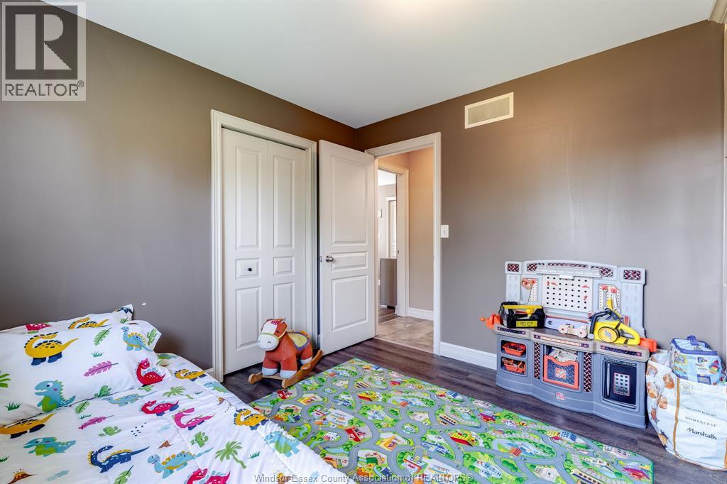 211 Dieppe CRESCENT - 16