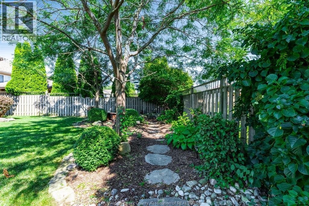 211 Dieppe CRESCENT - 43