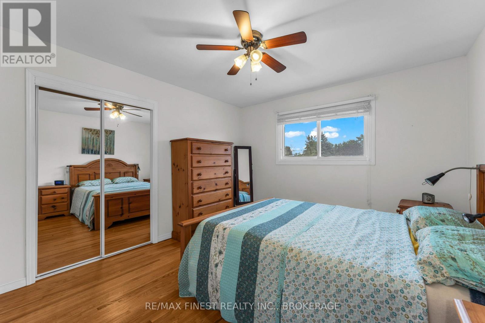 21 GREENFIELD PARK - Image 20