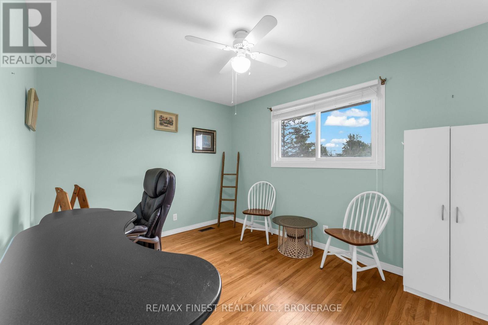 21 GREENFIELD PARK - Image 21