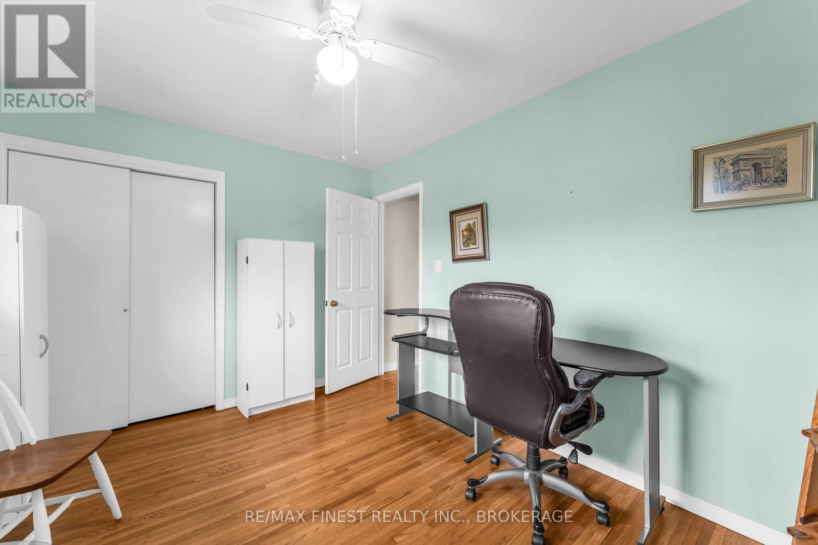 21 GREENFIELD PARK - 22