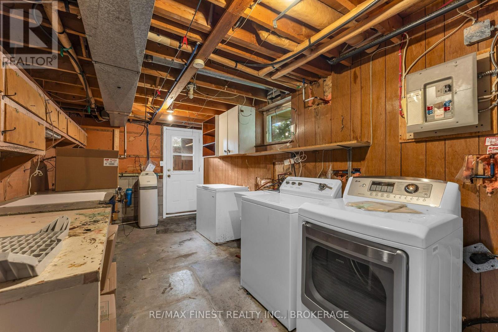 21 GREENFIELD PARK - Image 31