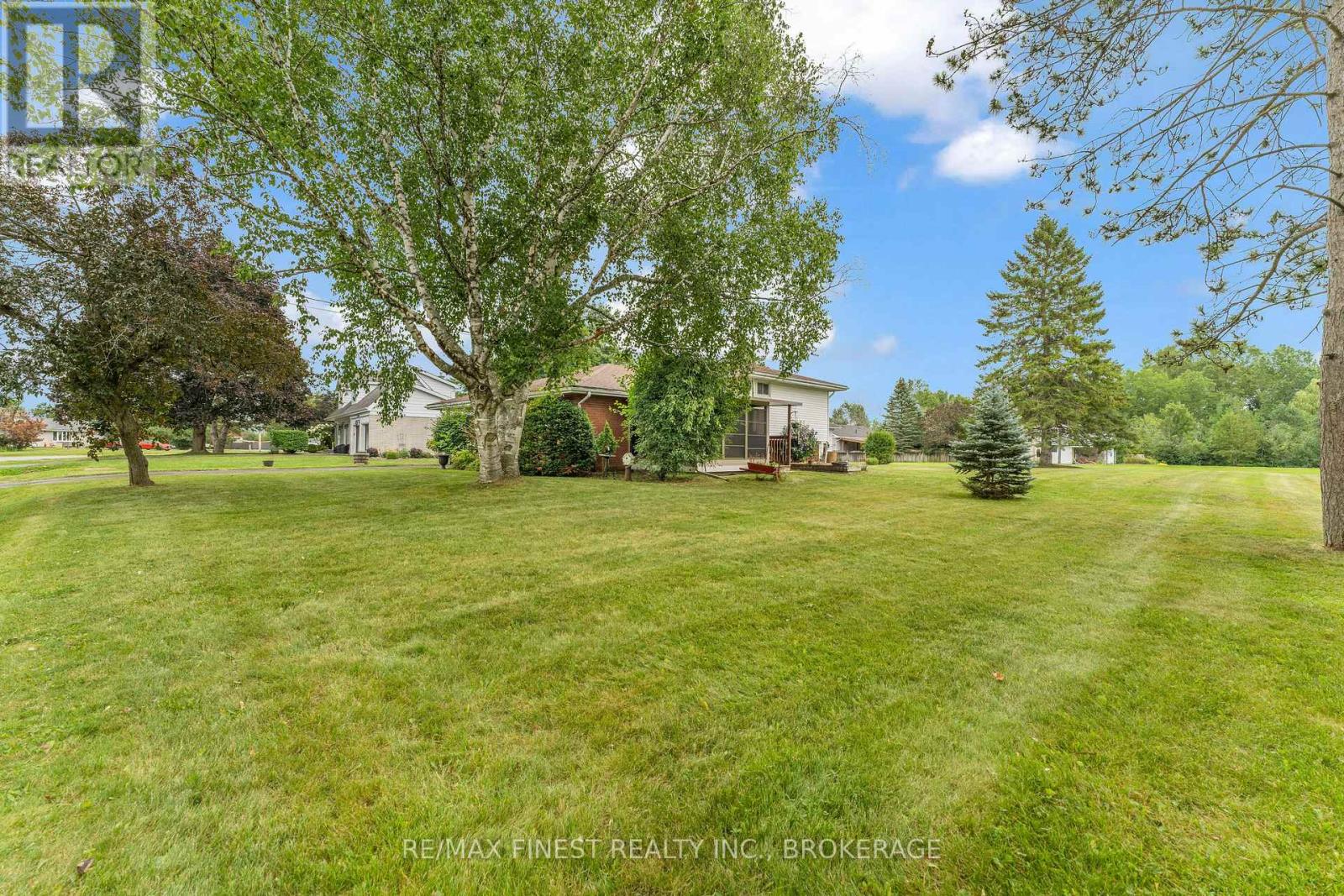 21 GREENFIELD PARK - 38