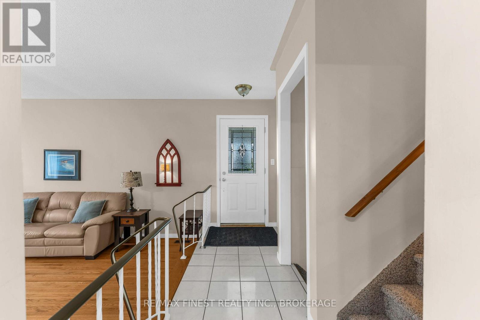 21 GREENFIELD PARK - Image 4