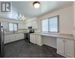 Family room - 74 Tumbleweed Crescent, London South, ON N6E2N8 Photo 7
