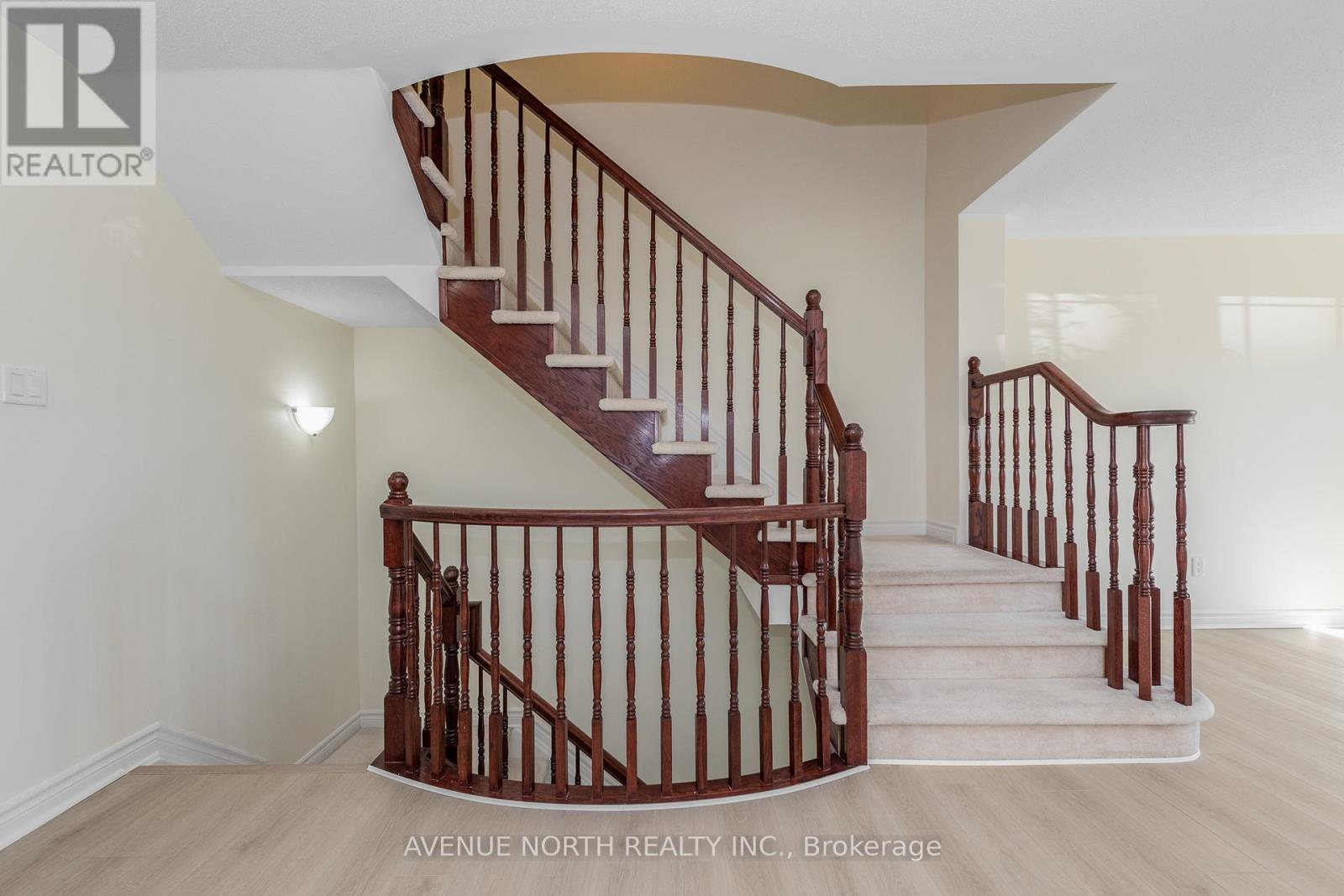 House for Rent in Ottawa – 122B CENTREPOINTE DRIVE, Ottawa – By Peter Sagos - Image 14