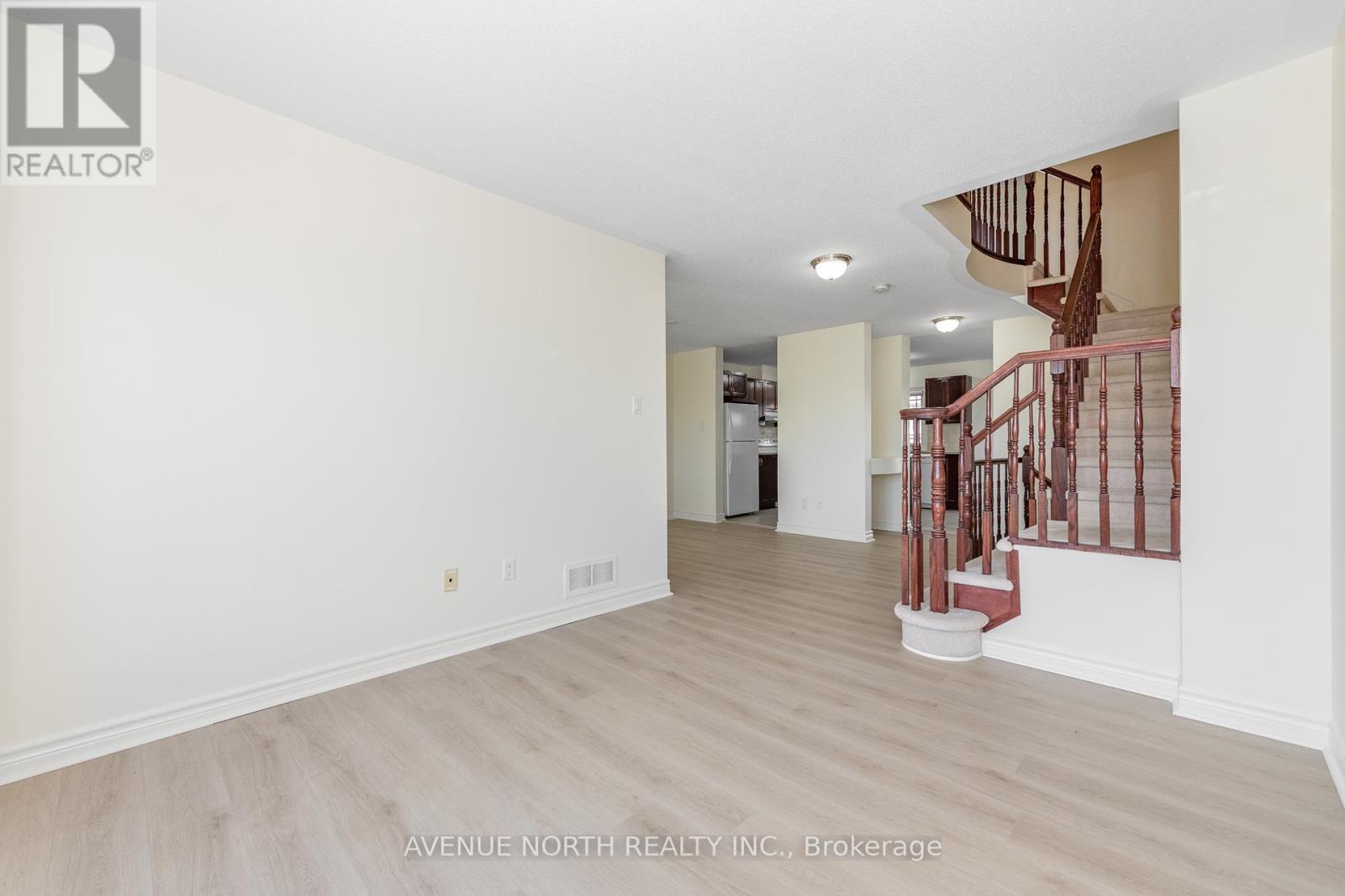 House for Rent in Ottawa – 122B CENTREPOINTE DRIVE, Ottawa – By Peter Sagos - Image 18