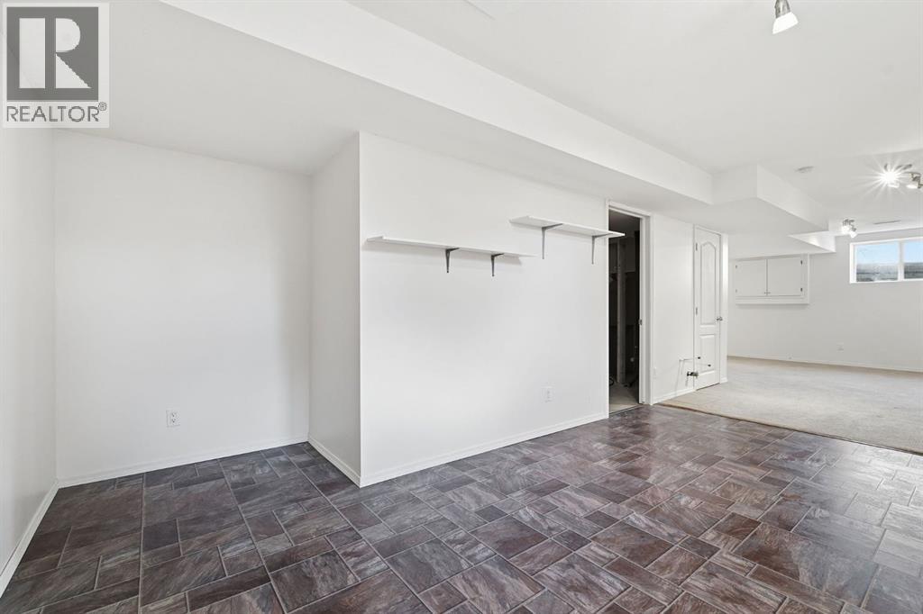 763 Stonehaven Drive - 38