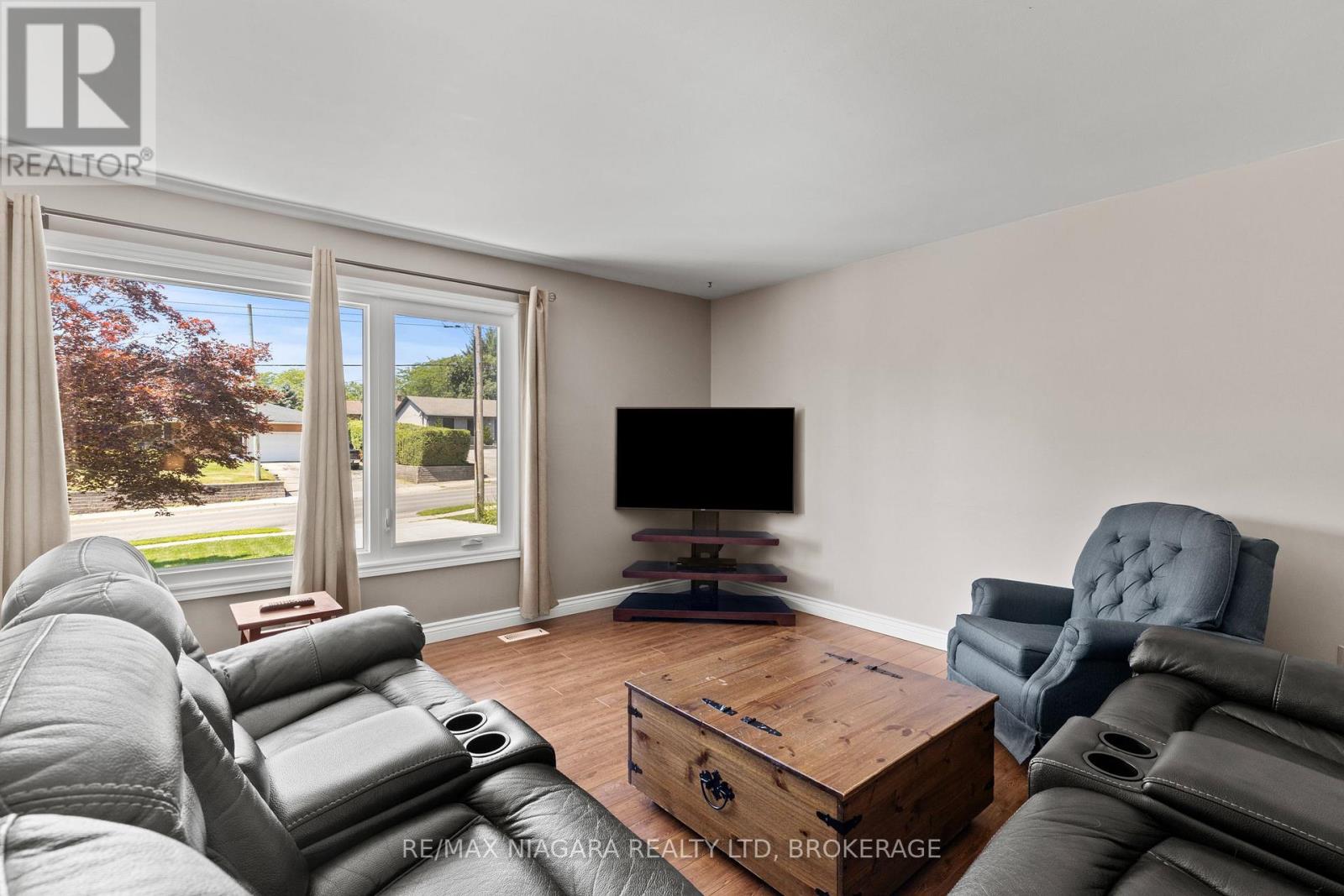 1161 HAIST STREET - 12
