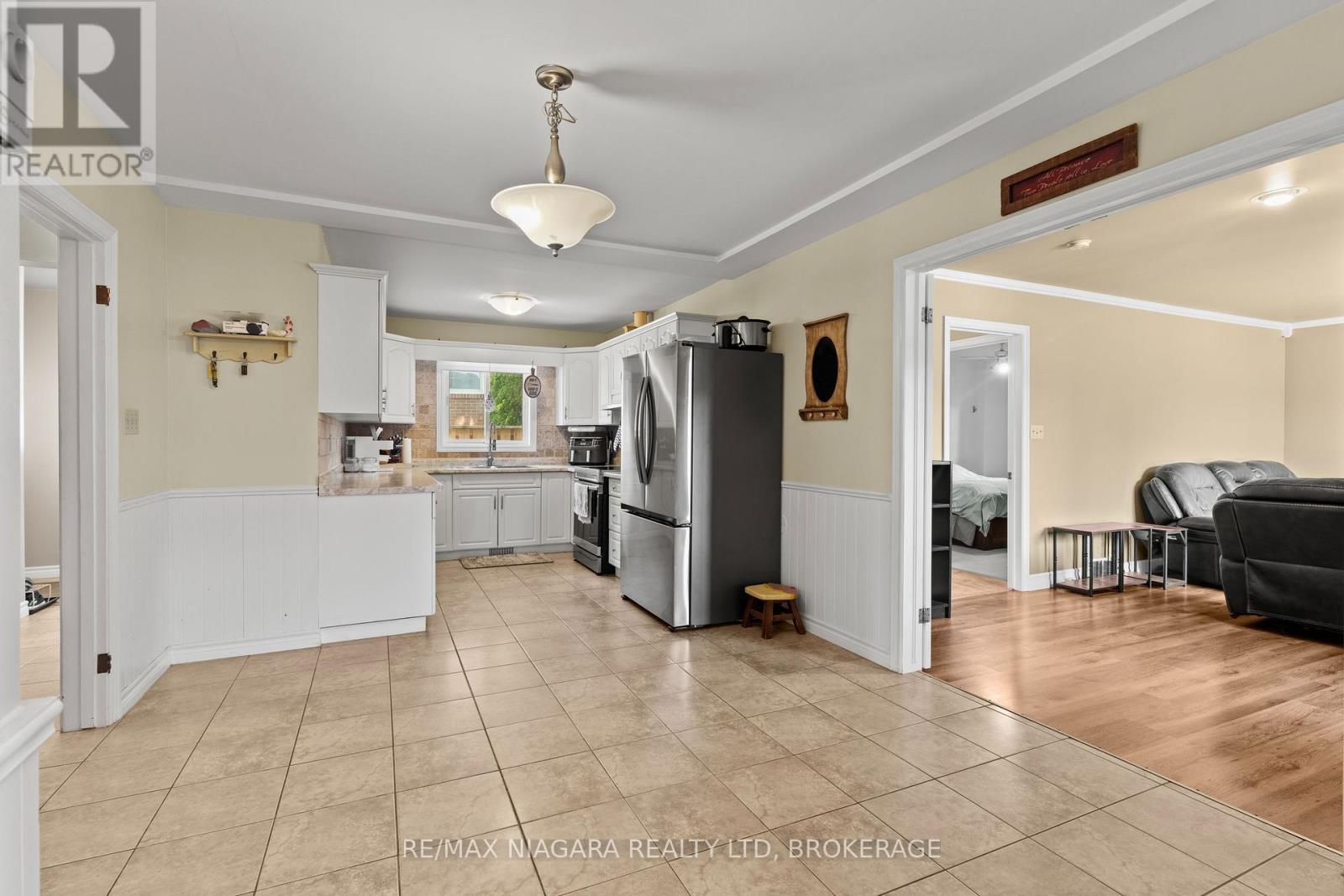 1161 HAIST STREET - Image 15