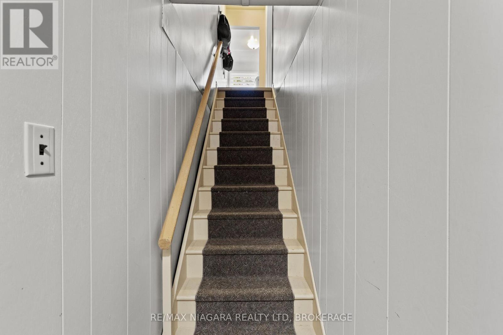 1161 HAIST STREET - 33