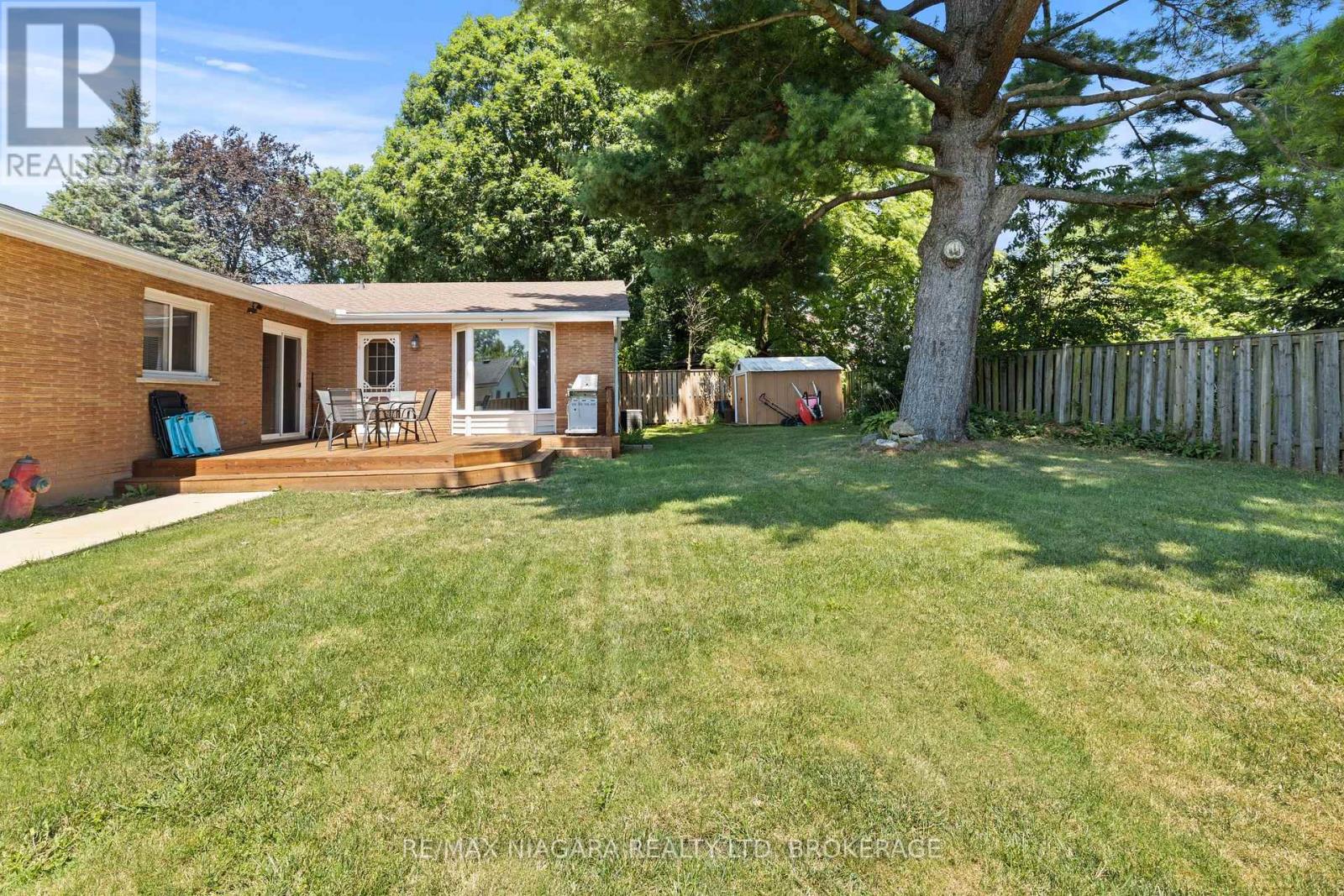 1161 HAIST STREET - Image 40