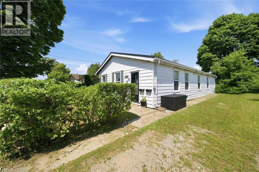 8 RUSSELL Street - 2