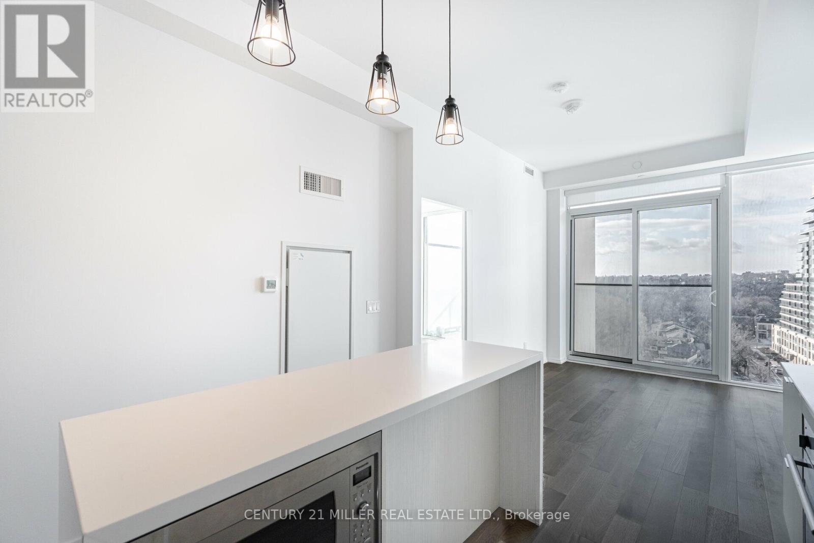 #1120 8 HILLSDALE AVENUE - 12