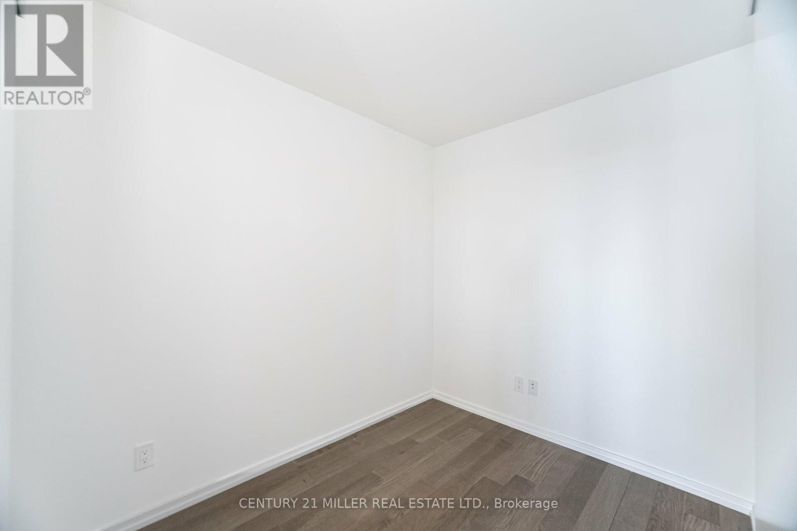 #1120 8 HILLSDALE AVENUE - 30