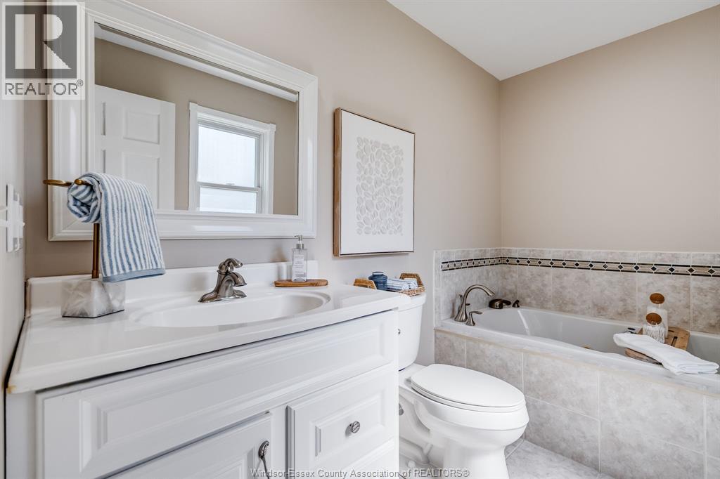 391 Erie Aire Beach ROAD - 17