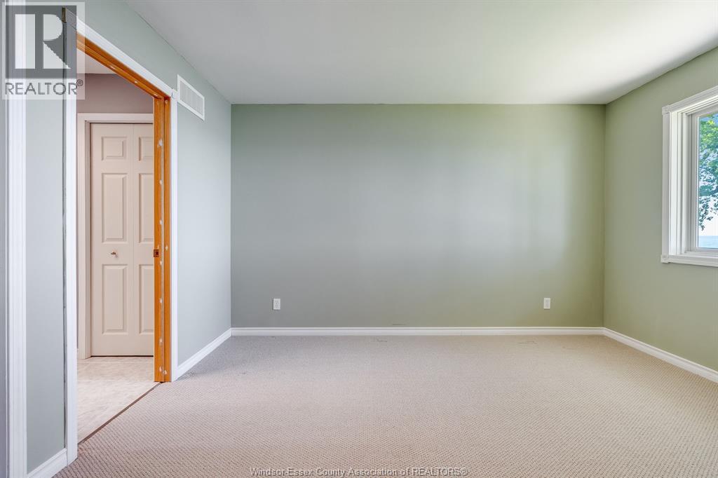 391 Erie Aire Beach ROAD - 31