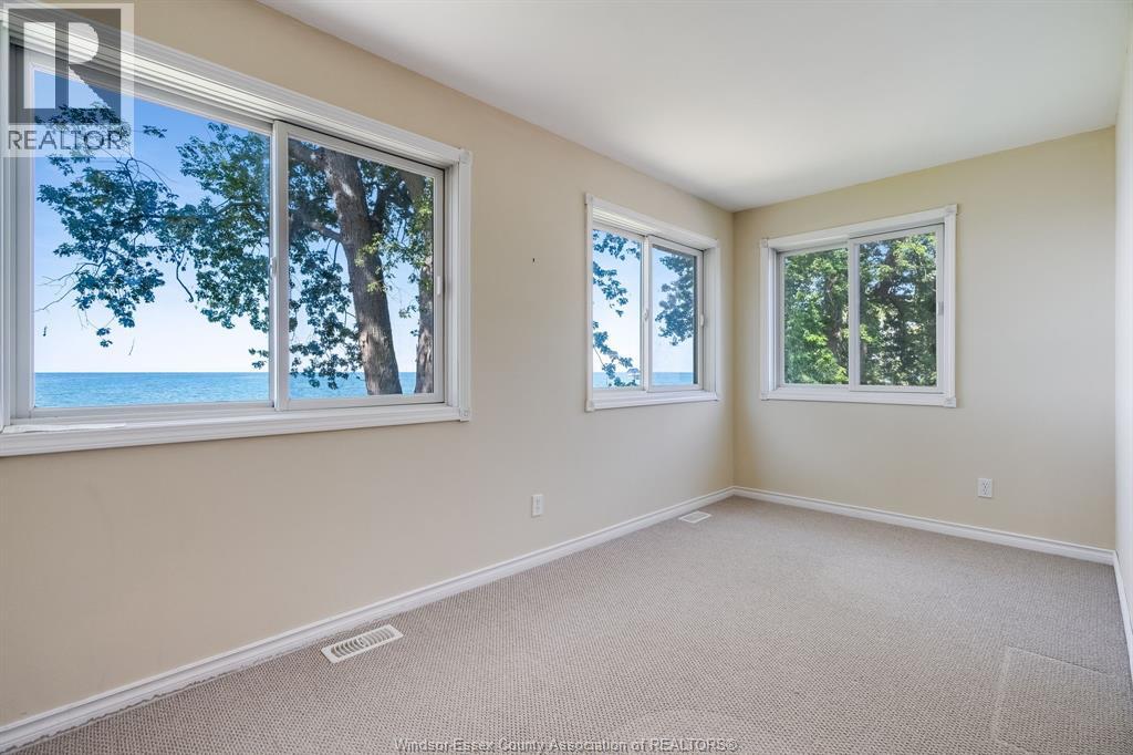 391 Erie Aire Beach ROAD - 33