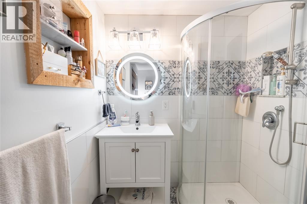 1478 COLBORNE ROAD - 17