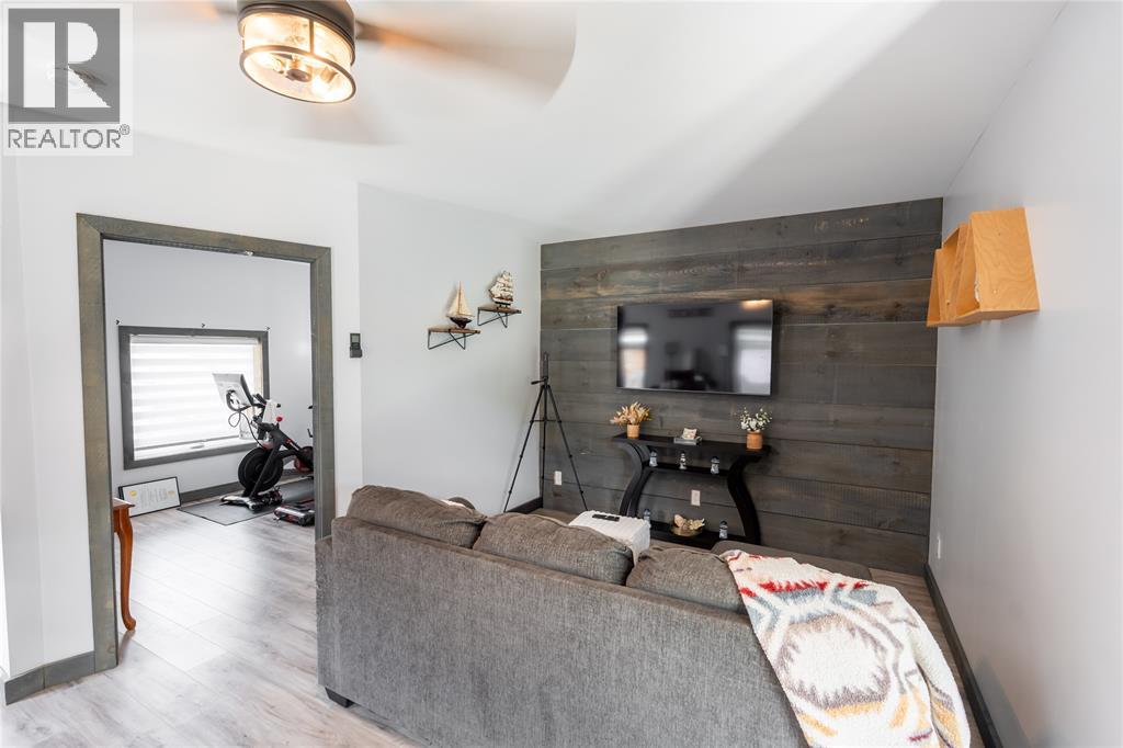 1478 COLBORNE ROAD - 30