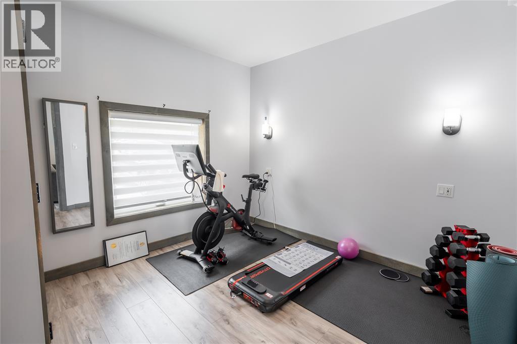 1478 COLBORNE ROAD - 36