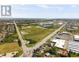 355 Mapleview Drive W, Barrie, ON L4N9L5 Photo 35