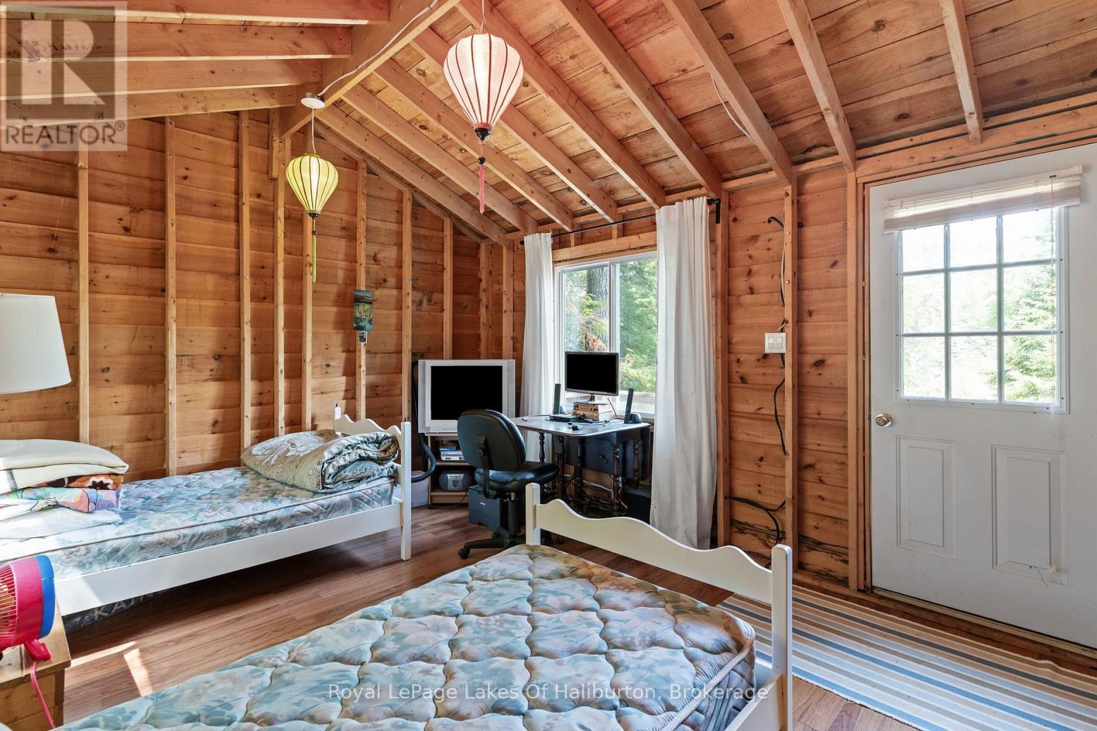 1481 UNIVERSAL ROAD - Image 30