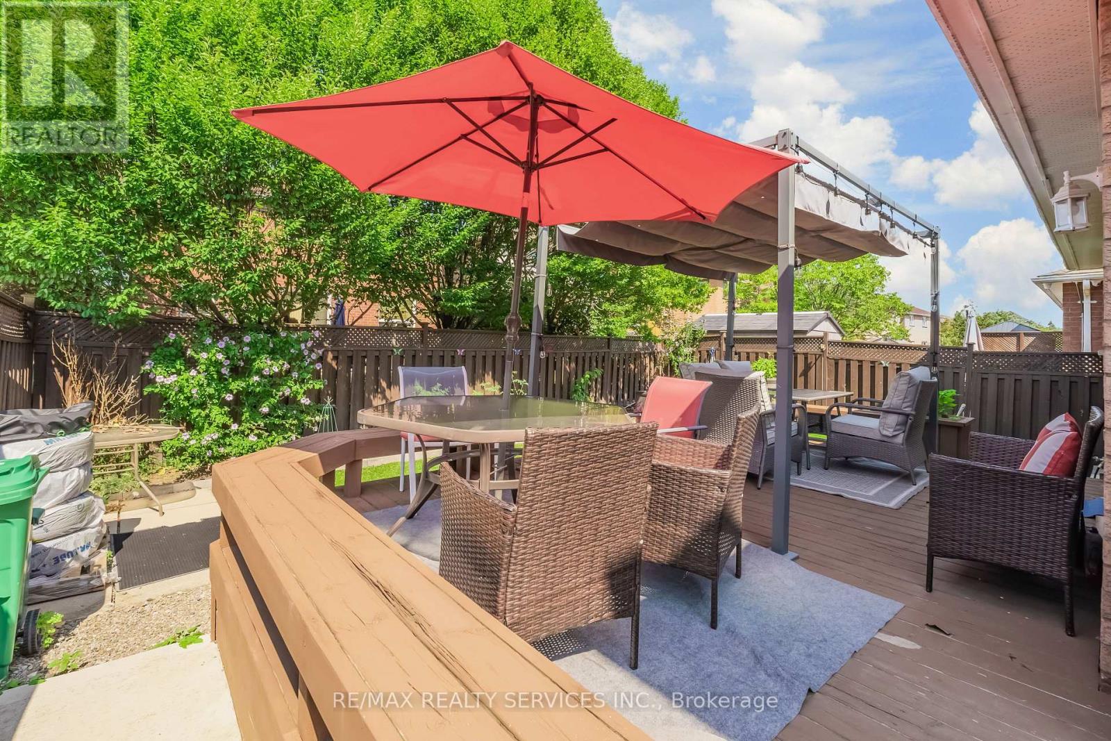 27 COLLEYVILLE STREET - 43