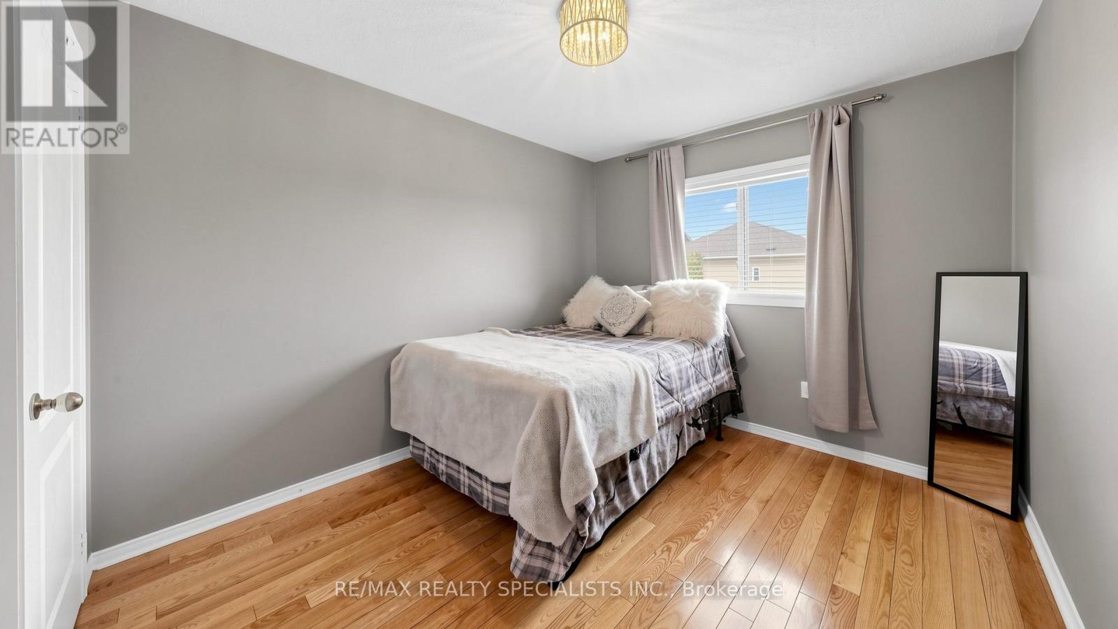 193 QUEEN MARY DRIVE - Image 31