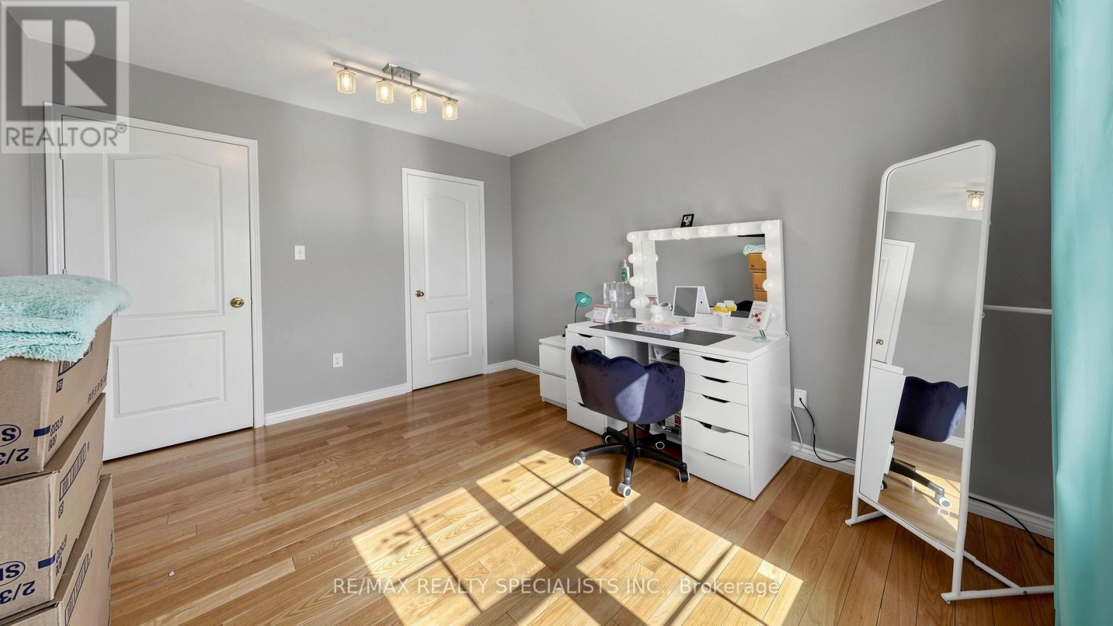193 QUEEN MARY DRIVE - Image 36