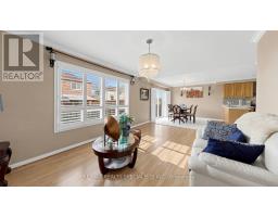 Bedroom 3 - 193 Queen Mary Drive, Brampton, ON L7A1Y3 Photo 10