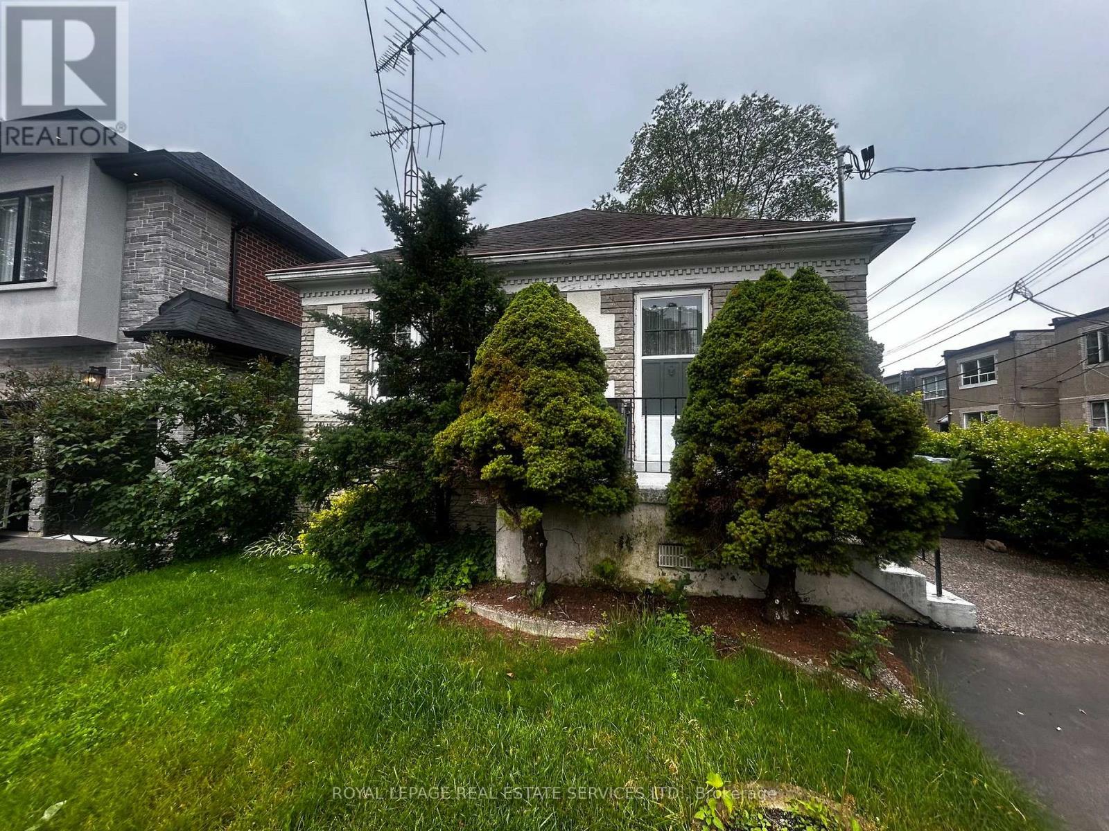 Photo of 6 Hiawatha Parkway