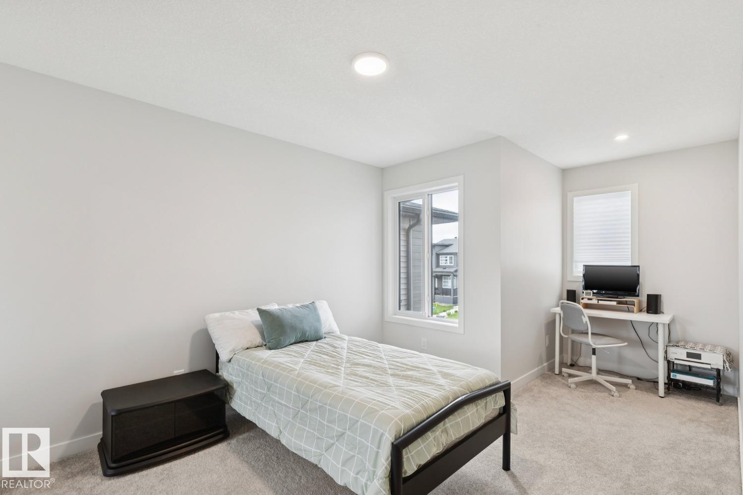 15666 18 AV SW - Image 11