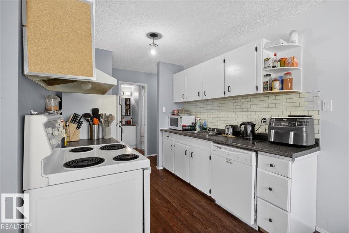 #301 10335 117 ST NW - Image 12