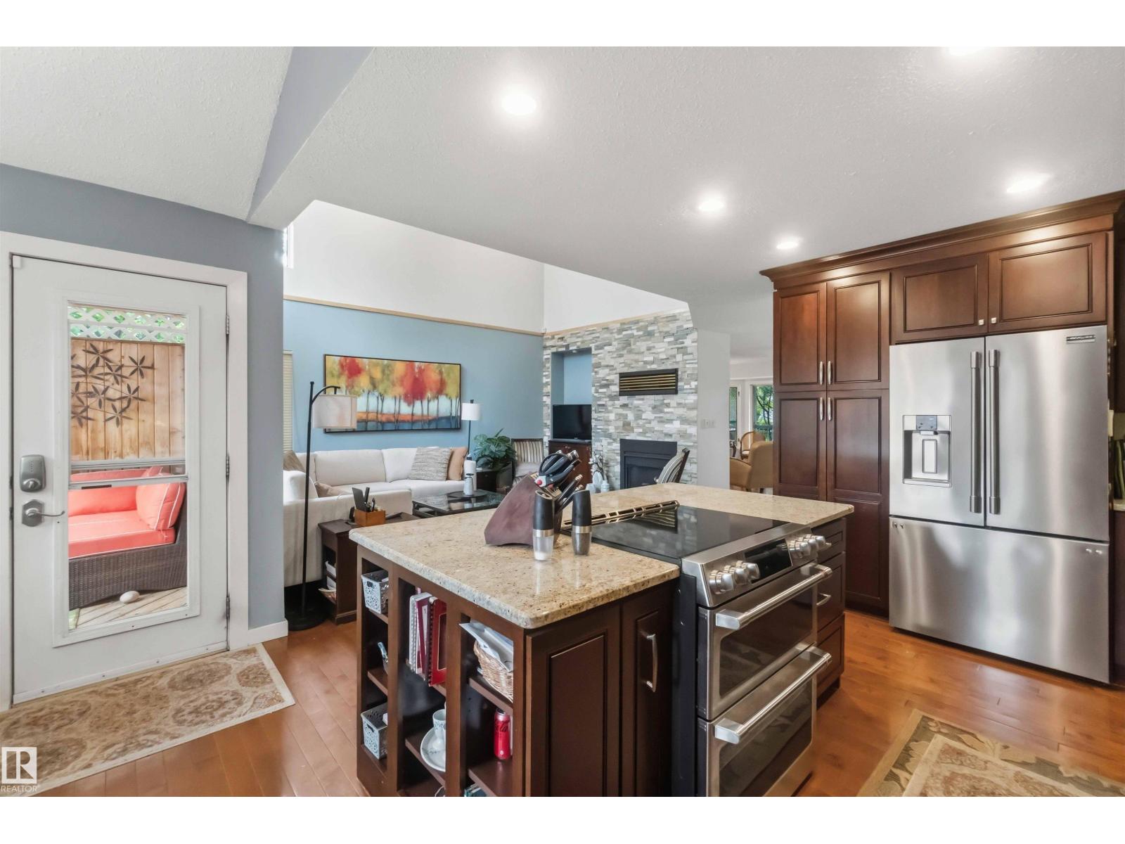 Thumbnail 25