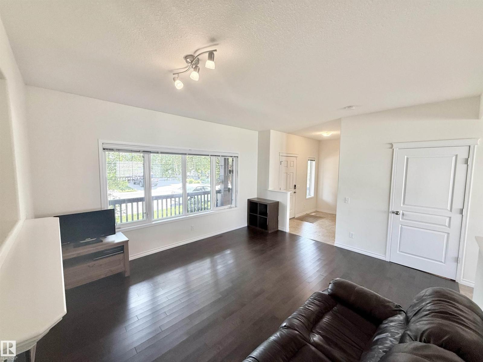 7622 SCHMID CR NW - 17