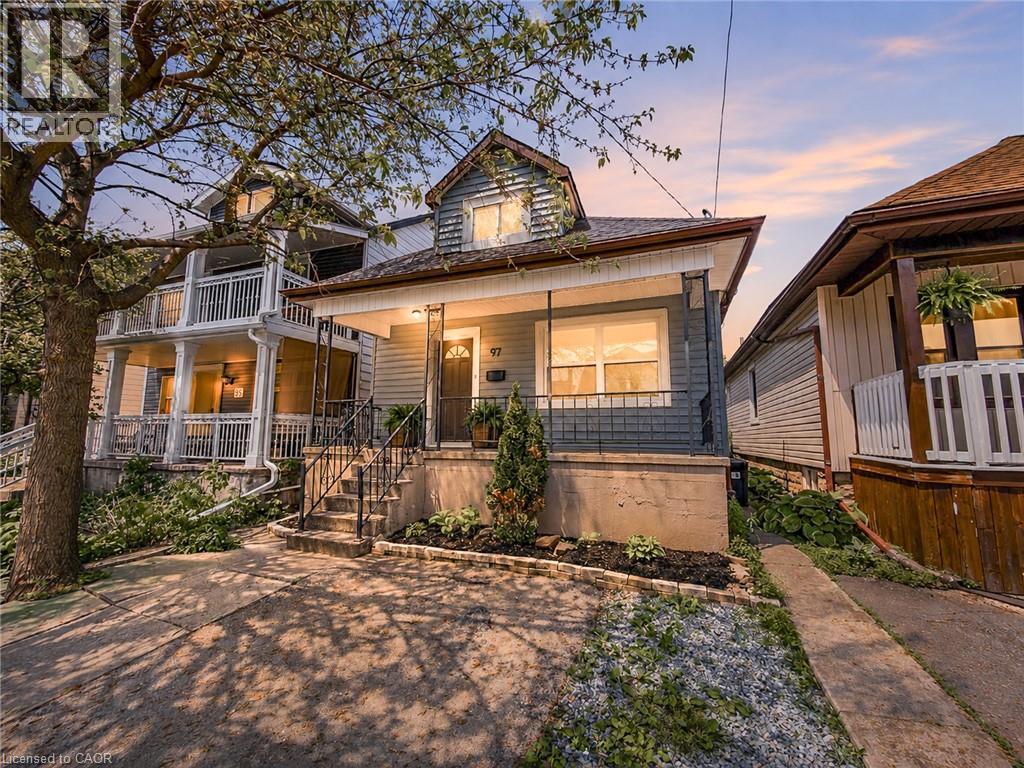 Property for sale at 97 CROSTHWAITE Avenue N