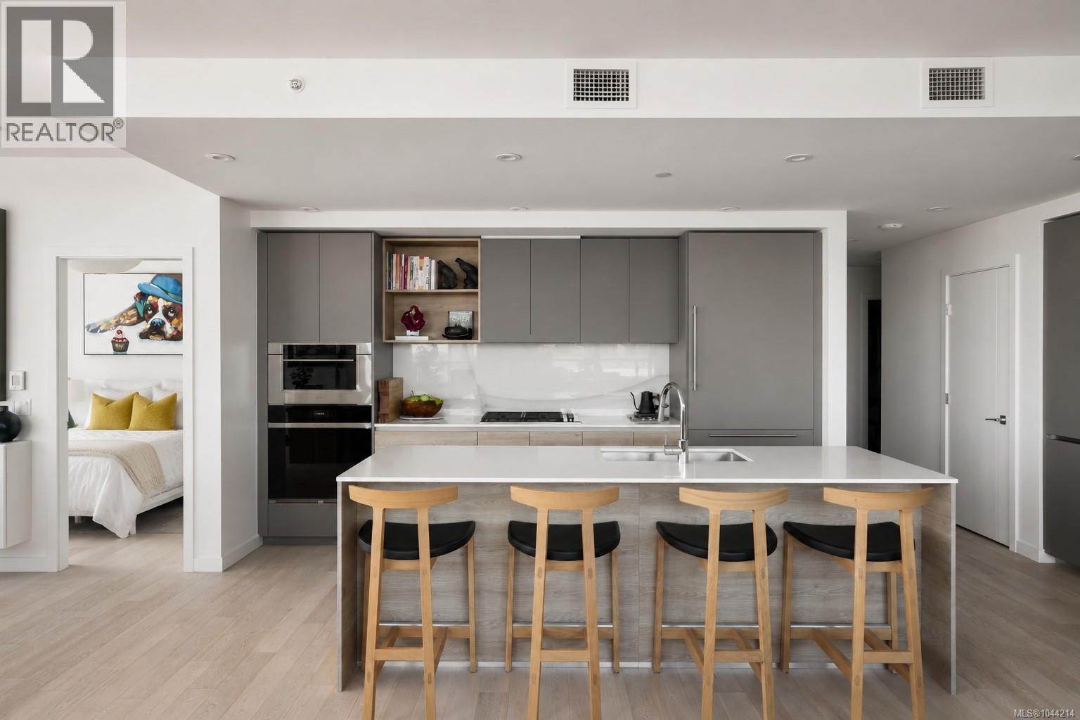 1304 363 Tyee Road, Victoria