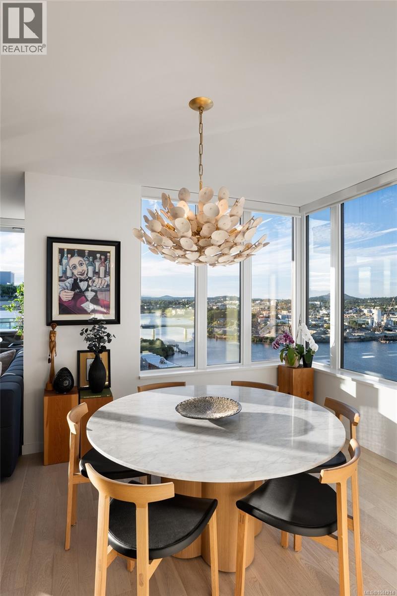 1304 363 Tyee Road, Victoria