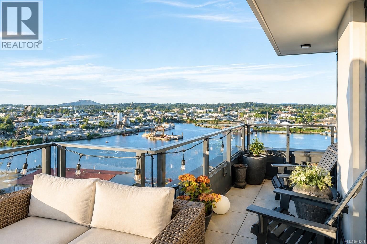 1304 363 Tyee Road, Victoria