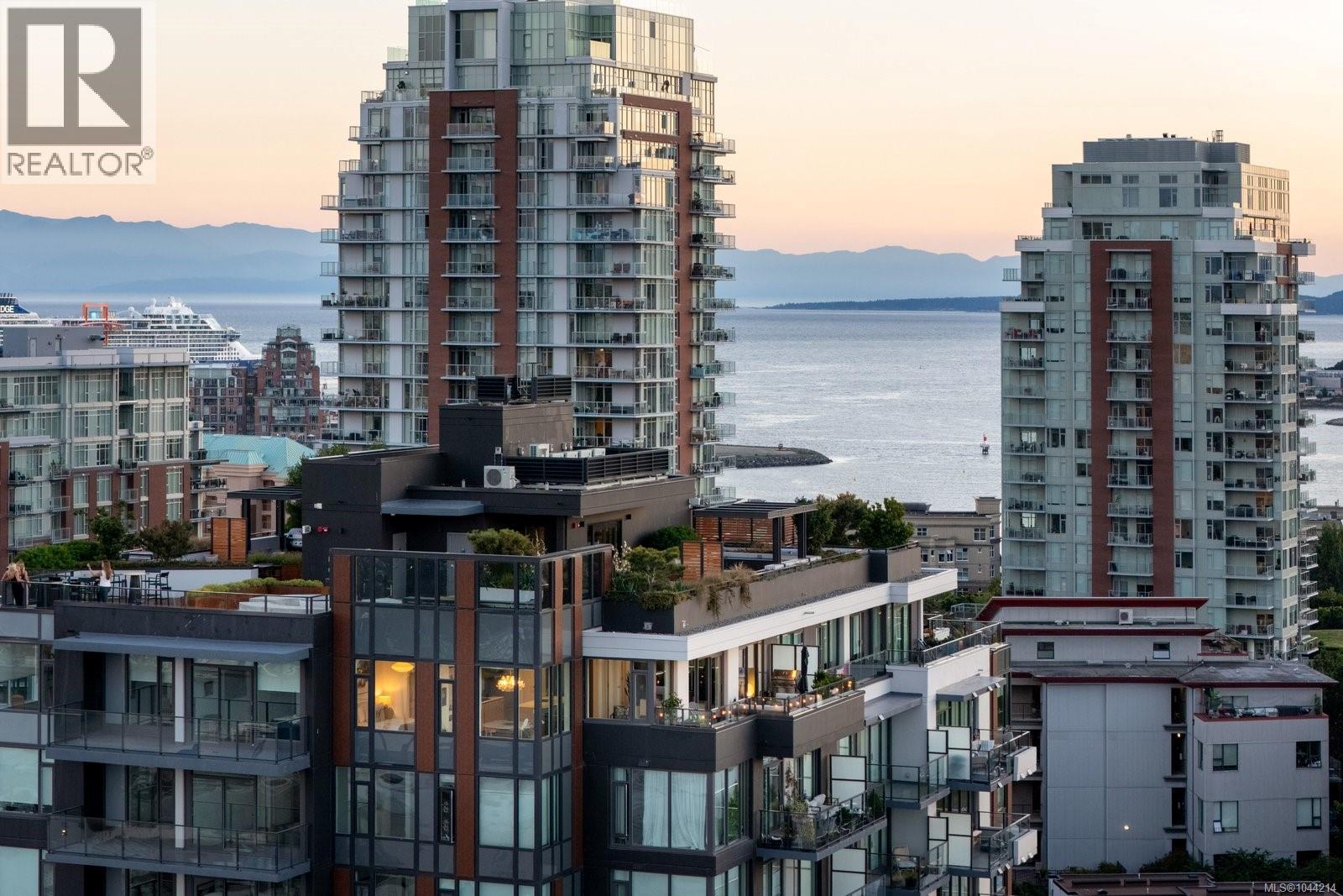 1304 363 Tyee Road, Victoria