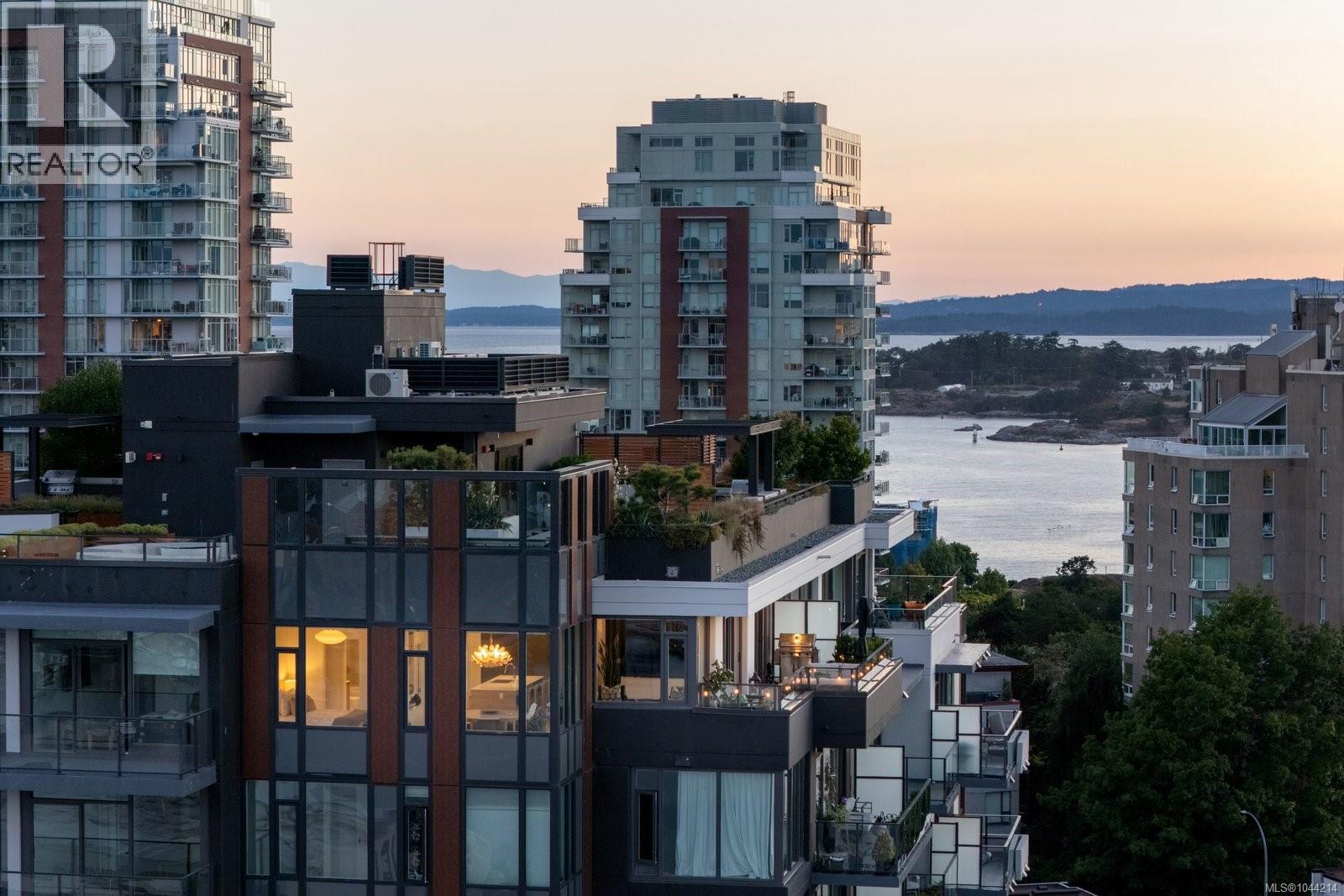 1304 363 Tyee Road, Victoria
