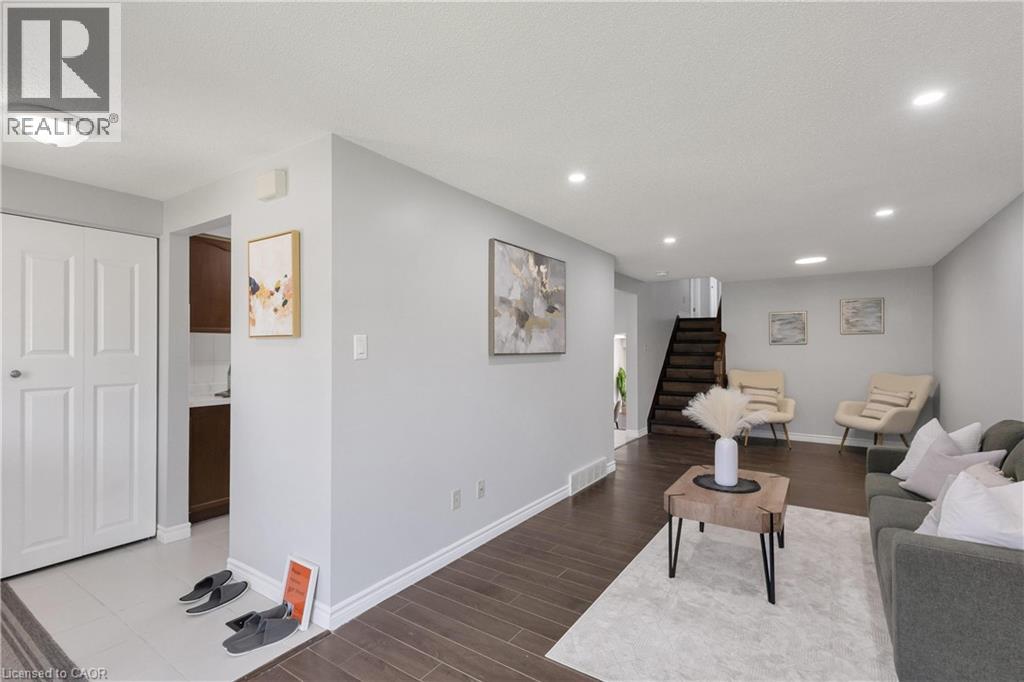 111 OPRINGTON Court - 12