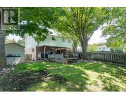 306 Oakwood Court, Newmarket, ON L3Y3C8 Photo 40