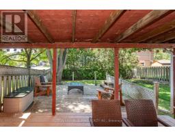 306 Oakwood Court, Newmarket, ON L3Y3C8 Photo 37