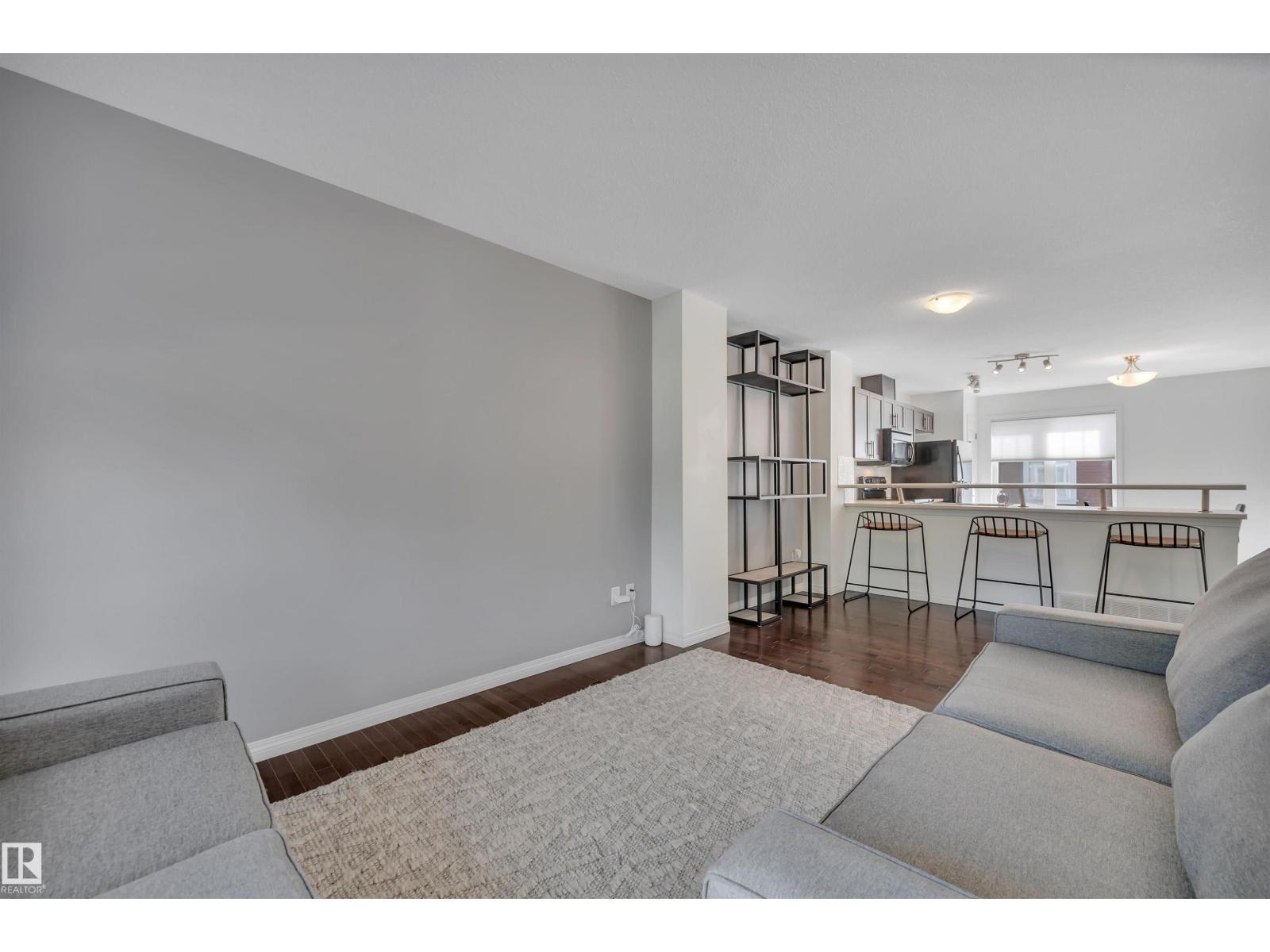 1633 Towne Centre BV NW - 10