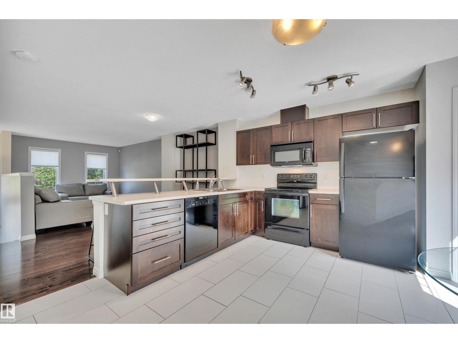 1633 Towne Centre BV NW - 14