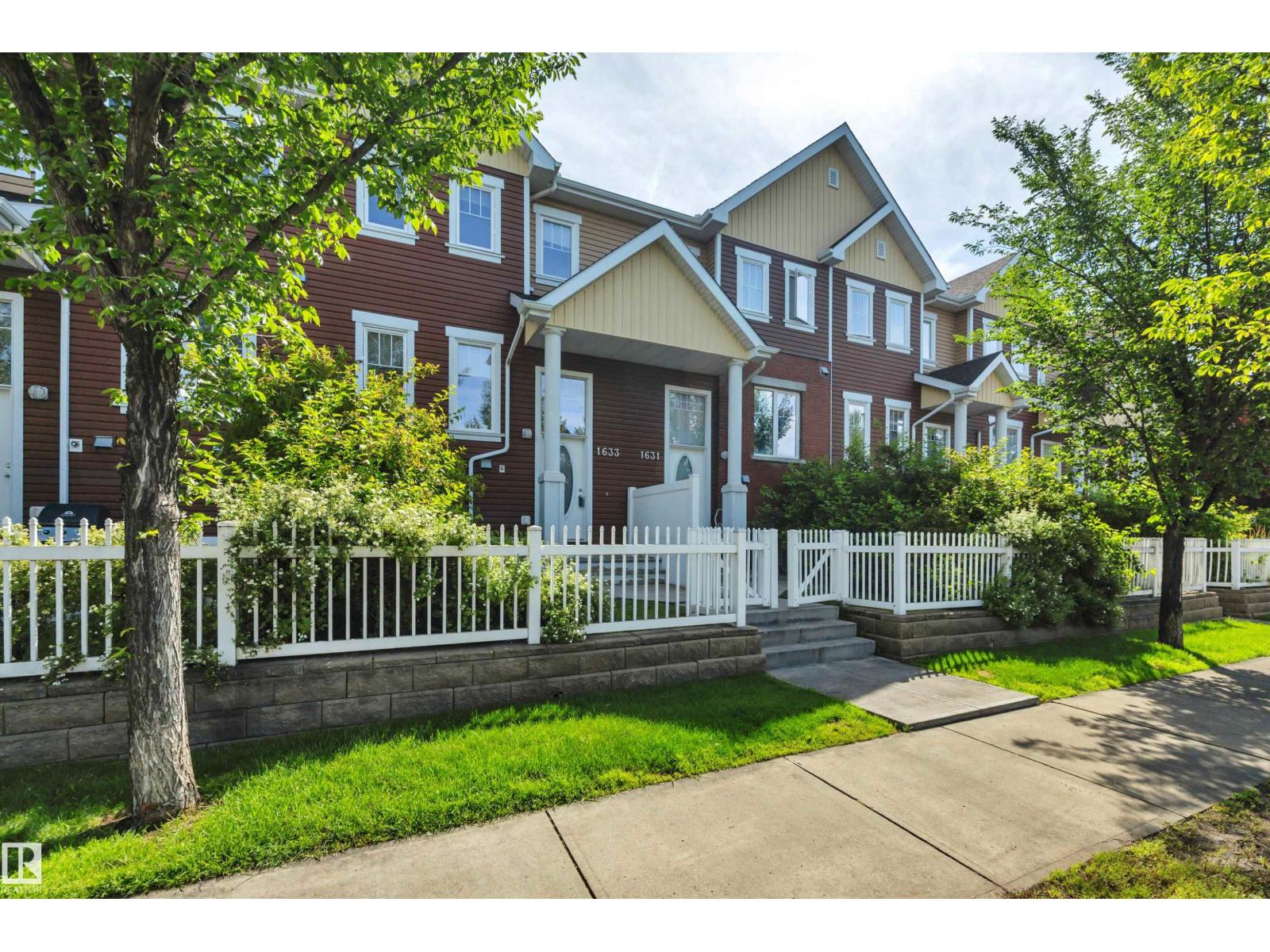 1633 Towne Centre BV NW - 2